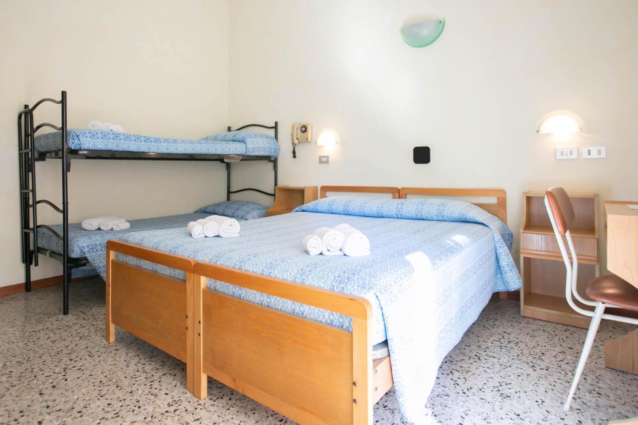 Hotel Ischia Rimini Exteriér fotografie