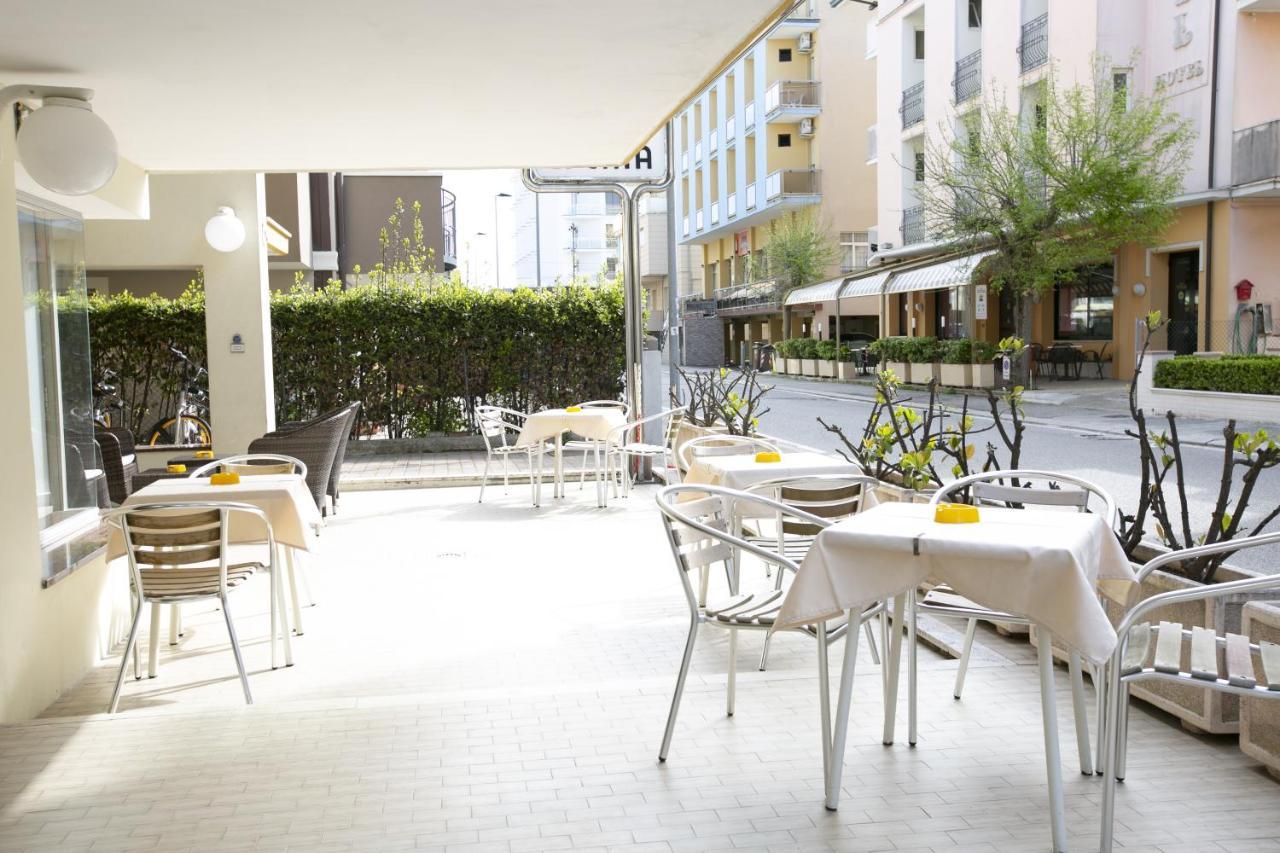 Hotel Ischia Rimini Exteriér fotografie