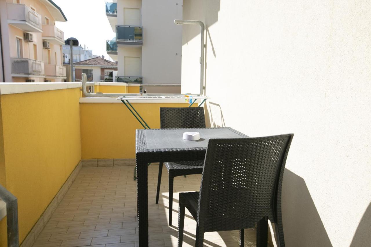 Hotel Ischia Rimini Exteriér fotografie