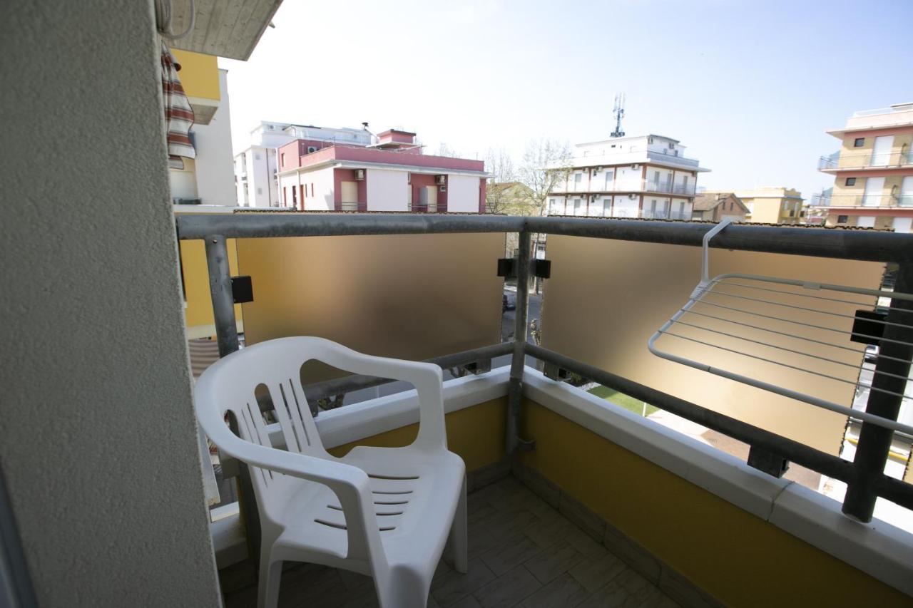 Hotel Ischia Rimini Exteriér fotografie
