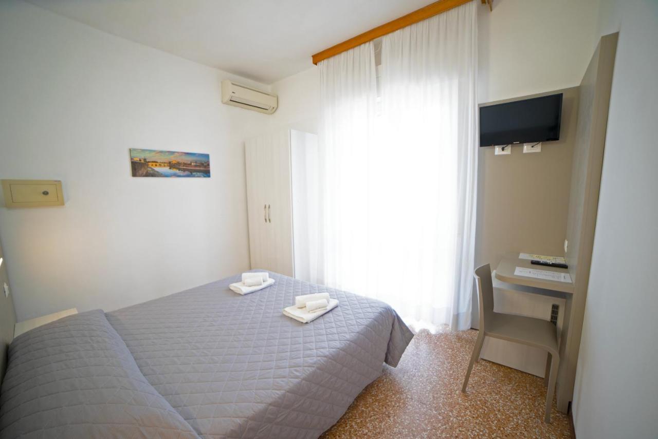 Hotel Ischia Rimini Exteriér fotografie